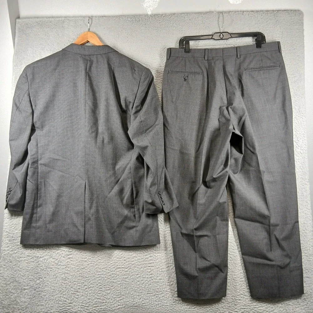 Jos. A. Bank 100% Wool Two-Button‎ Suit Set 43R 37W Micro-Pattern Gray